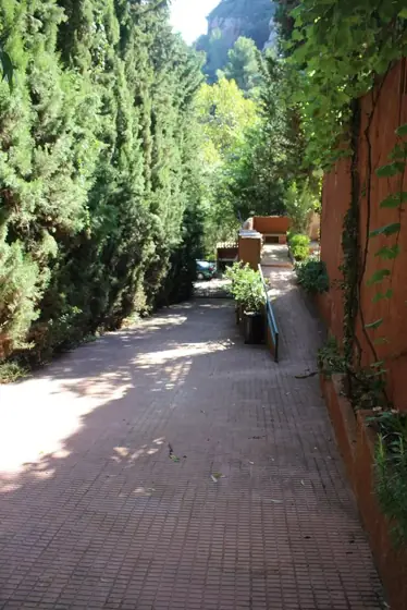 Photograph 4 of the cemetery
