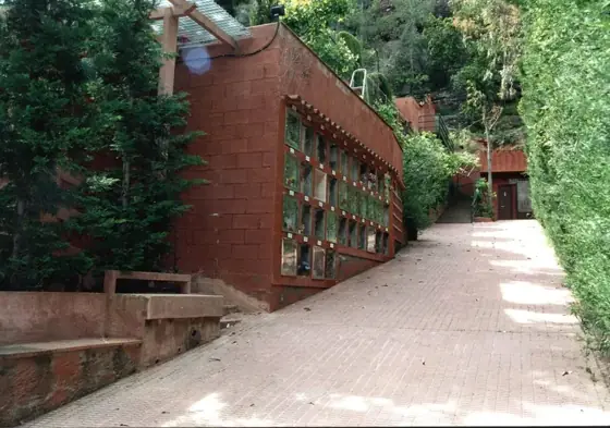 Photograph 90 of the cemetery