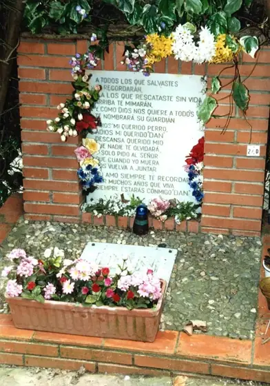 Photograph 92 of the cemetery